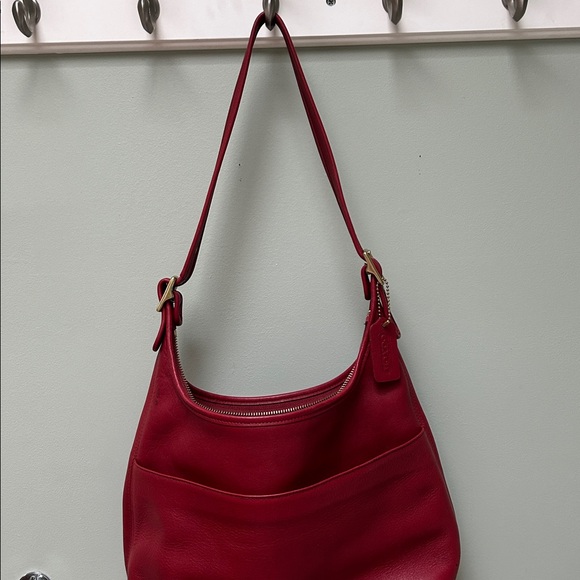 Coach Crimson Leather Shoulder Bag - Picture 2 of 5